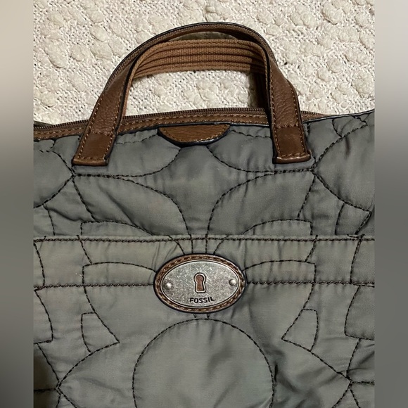 Fossil Key-Per Fabric Quilted Crossbody Bag Gray Slingbag Purse - Picture 2 of 4